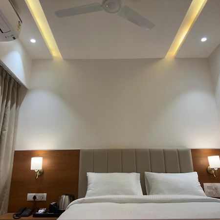 Hotel Neem Heritage Shirdi Zewnętrze zdjęcie